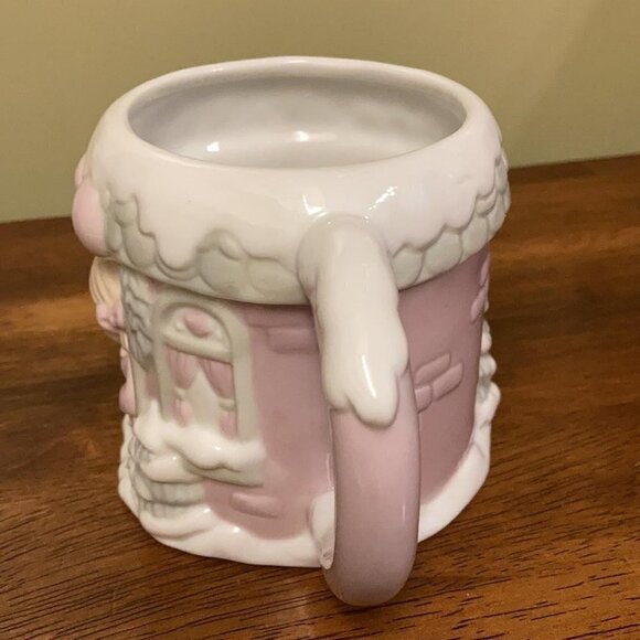 ENESCO Precious Moments CHRISTMAS SUGARTOWN COTTAGE  Mug 1994 PINK - Picture 3 of 7